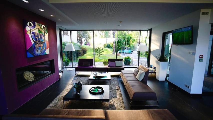 Hôtel pour 2 personnes, avec sauna et jardin ainsi que vue et piscine à Vincey - 4