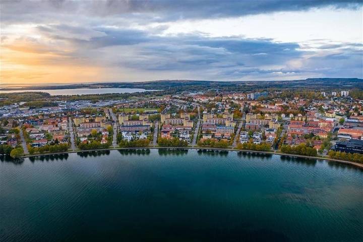 Ferienhaus für 10 Personen, mit Balkon und Terrasse sowie Garten und Ausblick in Motala - 2