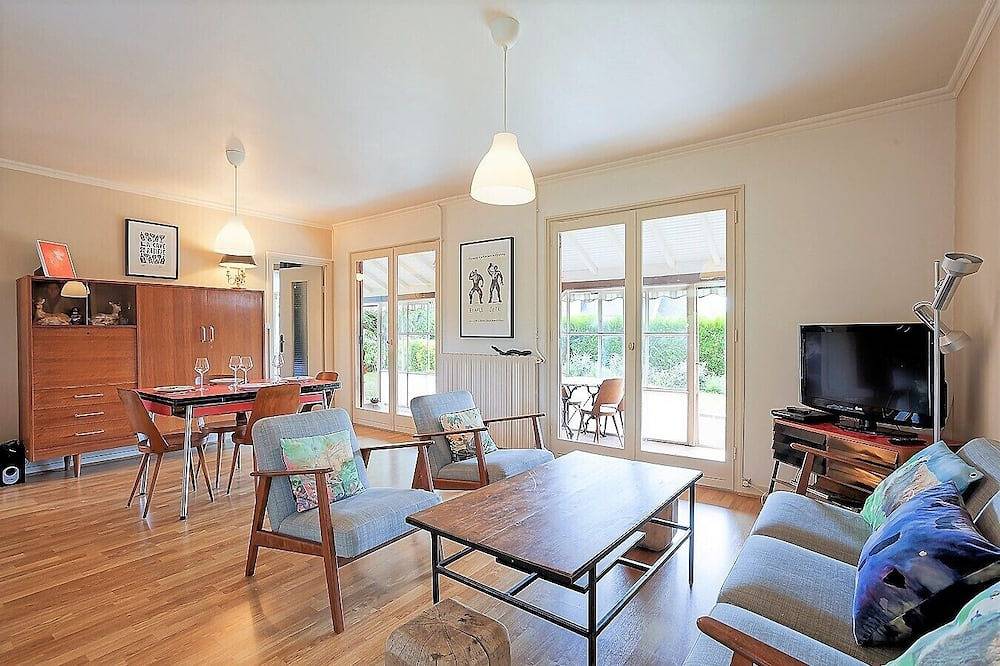 Husseau, maison avec 2 chambres et 4 couchages in Montlouis-sur-Loire, Région de Tours