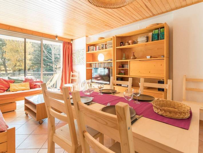 Gîte pour 6 personnes, avec balcon à La Salle-les-Alpes - 2