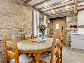 Holiday Rental for 5 People in Derbyshire, Midlands, Photo 3