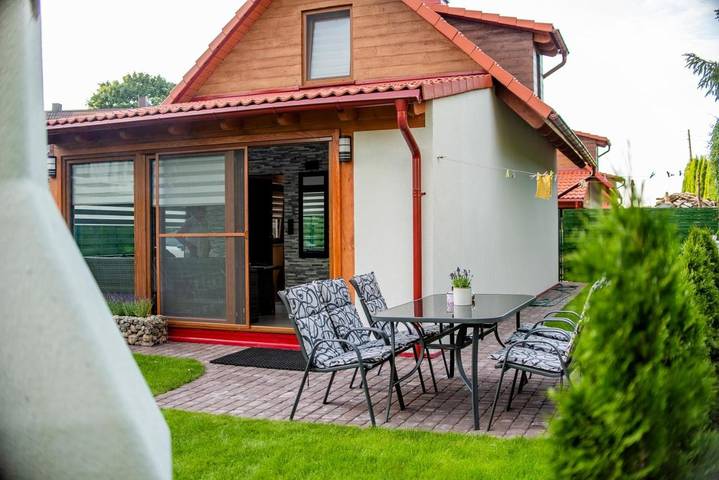 Gîte pour 7 personnes, avec Terrasse ainsi que Jardin et Sauna dans Stężyca
