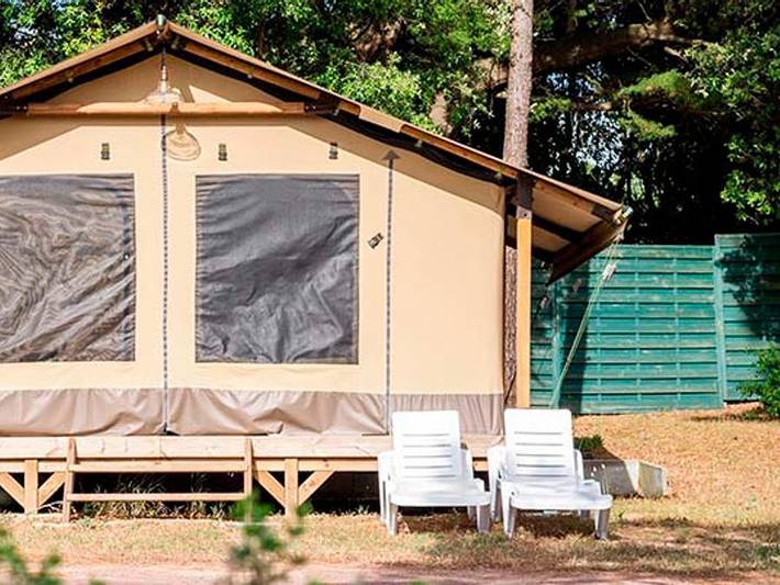 Tente pour 4 personnes, avec terrasse et sauna, animaux acceptés à Saint-Georges-d'Oléron - 2