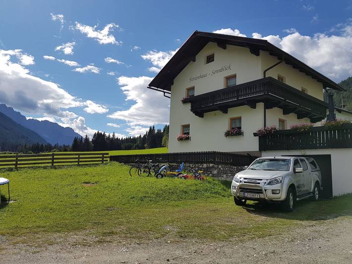 Ferienhaus für 7 Personen, mit Terrasse und Garten in Tirol