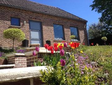 Cottage pour 2 personnes, avec jardin ainsi que terrasse et vue à Couvin