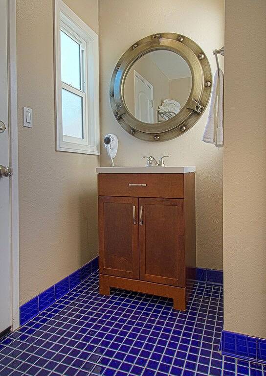 Funtierland + Pirate's Lair + In der Nähe von Disney + Pool + Spielzimmer + Hinterhof in Anaheim, Orange County