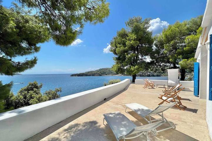 Villa for 8 people, with balcony in Skiathos