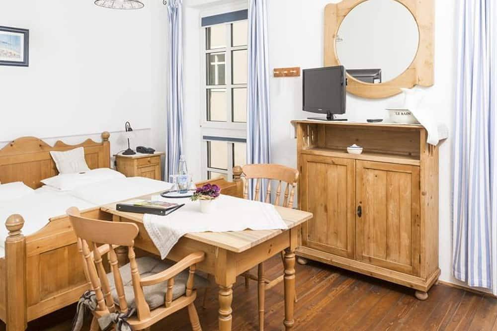 Hotel-Landgasthof Altes Stadttor - Doppelzimmer Dusche/Wc in Kastellaun, Hunsrück