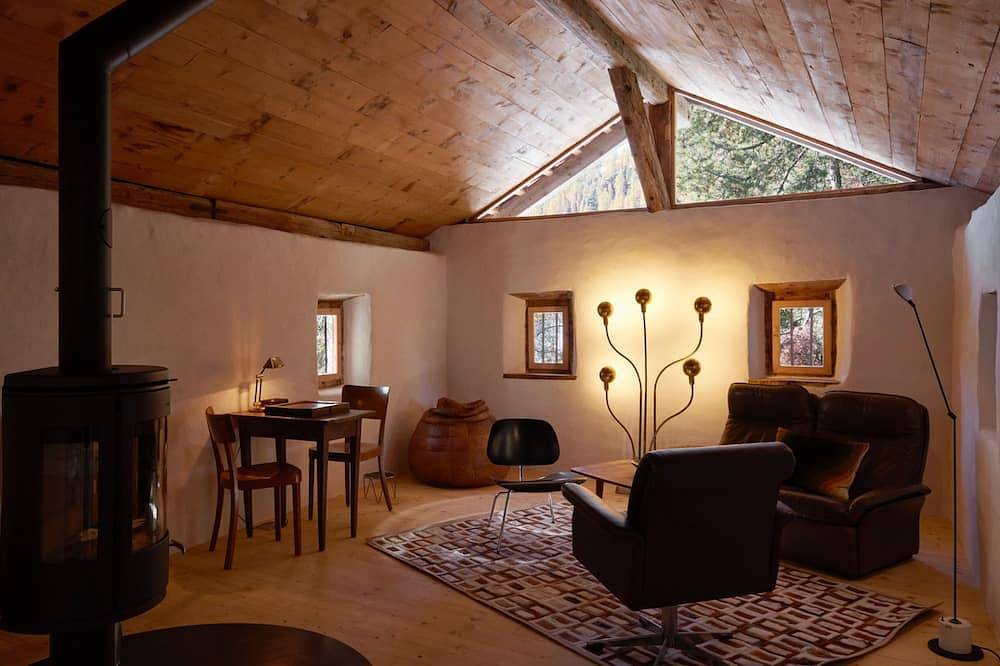Ganze Wohnung, Stalla d'Immez, (Sta. Maria - Santa Maria Val Müstair). in Sta. Maria im Val Müstair, Val Müstair