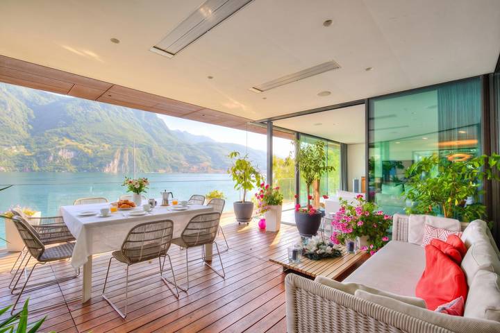 Villa für 6 Personen, mit Balkon und Terrasse sowie Seeblick im Ticino