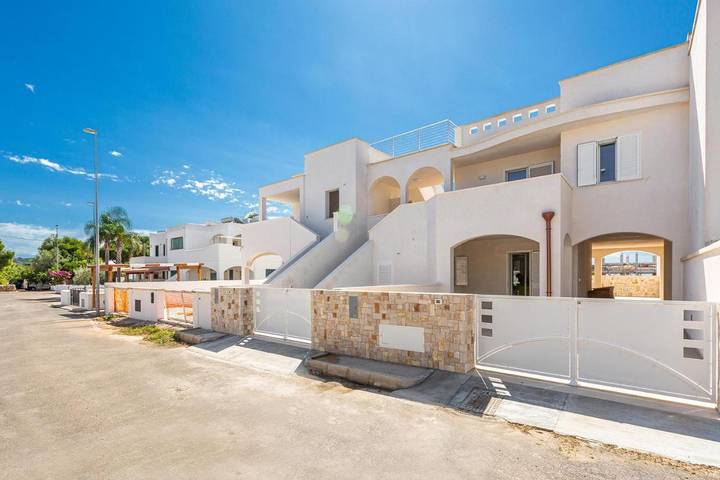 Villa per 6 persone, con Balcone e Terrazza nonché Panorama a Pescoluse
