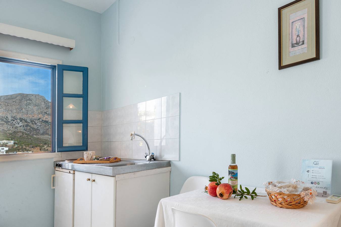 Ganzes Studio, Studio-Apartment 'Triple No 1' mit Meerblick, Wlan und Klimaanlage in Karpathos