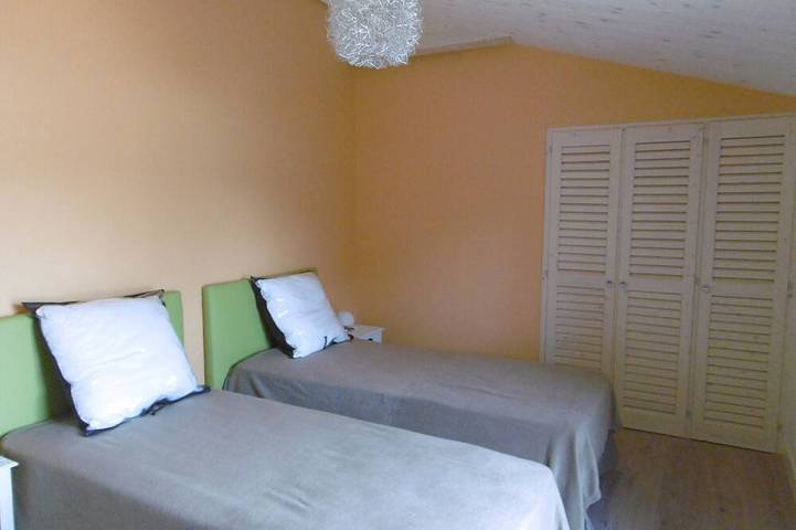 Location de vacances pour 8 personnes, avec terrasse et jardin dans Plage des Souzeaux - 4