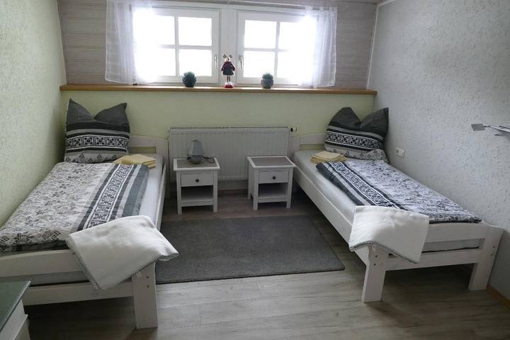 Hotel Hüttendorf 49 gradnord - Zweibettzimmer Kat. 2 in Regenhütte, Bayerisch Eisenstein