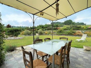 Gîte pour 5 personnes, avec jardin à Monein