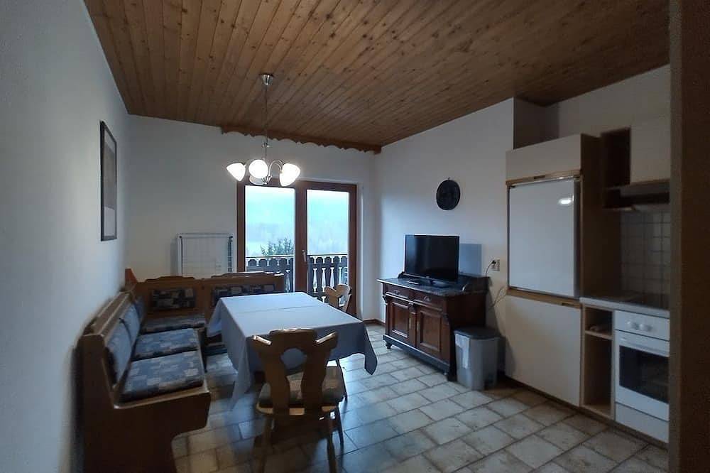 Ganze Wohnung, Fewo für bis zu 5 Pers. Balk. - Ferienwohnungen Haus Bianca und Sterngut in Salzkammergut-Berge, Unterach am Attersee