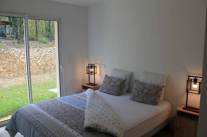 Location de vacances pour 6 personnes, avec jardin et terrasse à Saint-Vincent-sur-l'Isle - 4