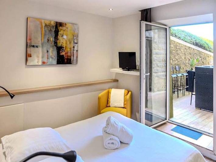 Gîte pour 5 personnes, avec terrasse, adapté aux familles dans Plage du Miramar - 2