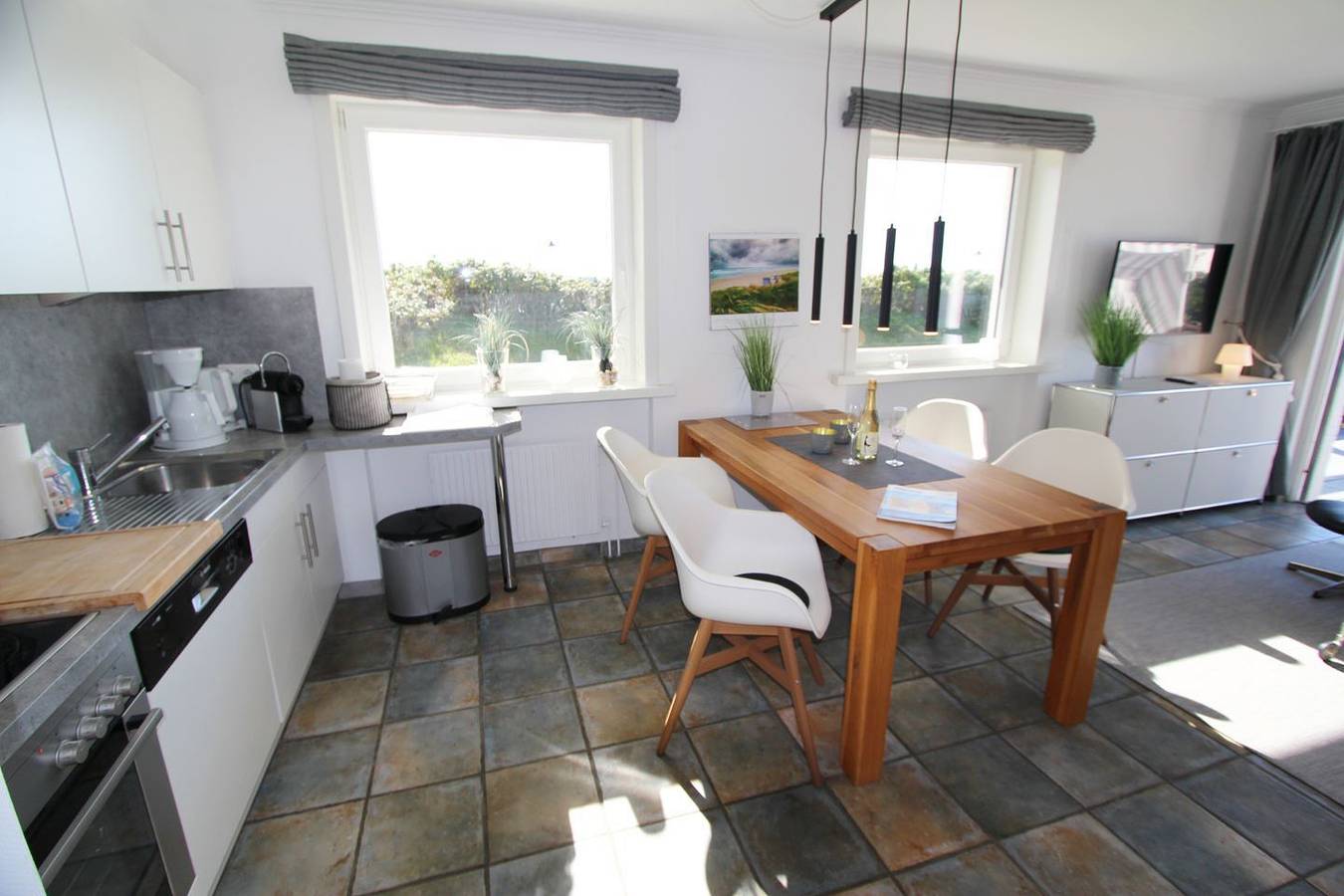 Ganze Wohnung, Wunderschönes Ferienappartement am Rande der naturgeschützten Heidefläche in Wenningstedt, Sylt