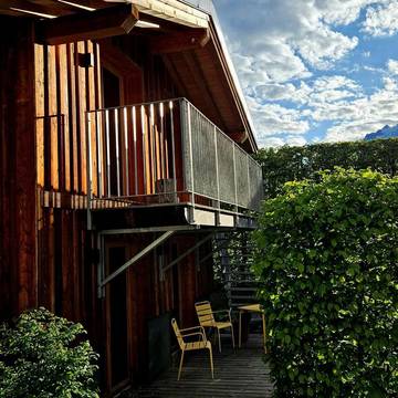 Maison de campagne pour 4 personnes, avec balcon et vue dans Les Bossons