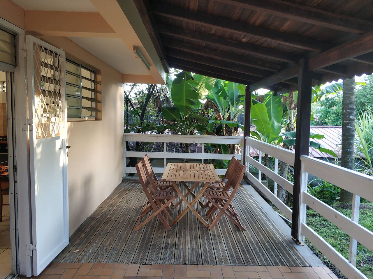 Entire apartment, Cozy apartment in Le Lamentin, 60 sqm, beautiful garden in Le Lamentin, Martinique
