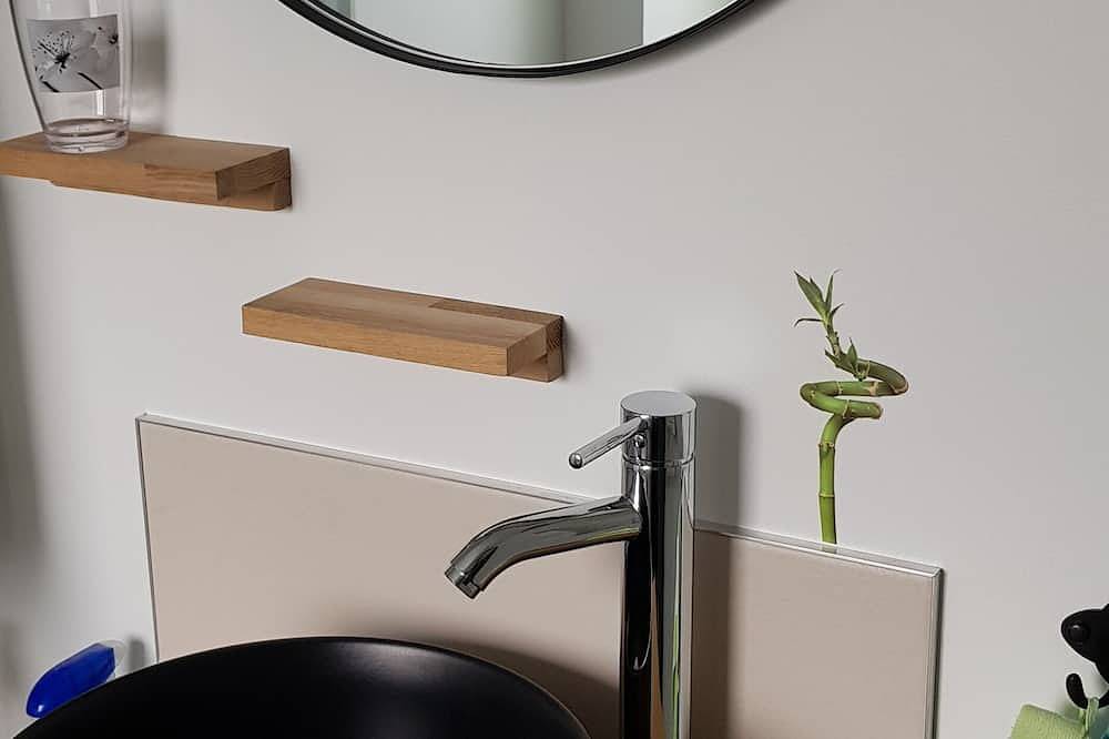 Entire apartment, Appartement Dans Petite Résidence au Pied du Port de Saint Quay Portrieux in Saint-Quay-Portrieux, Côte de Goëlo