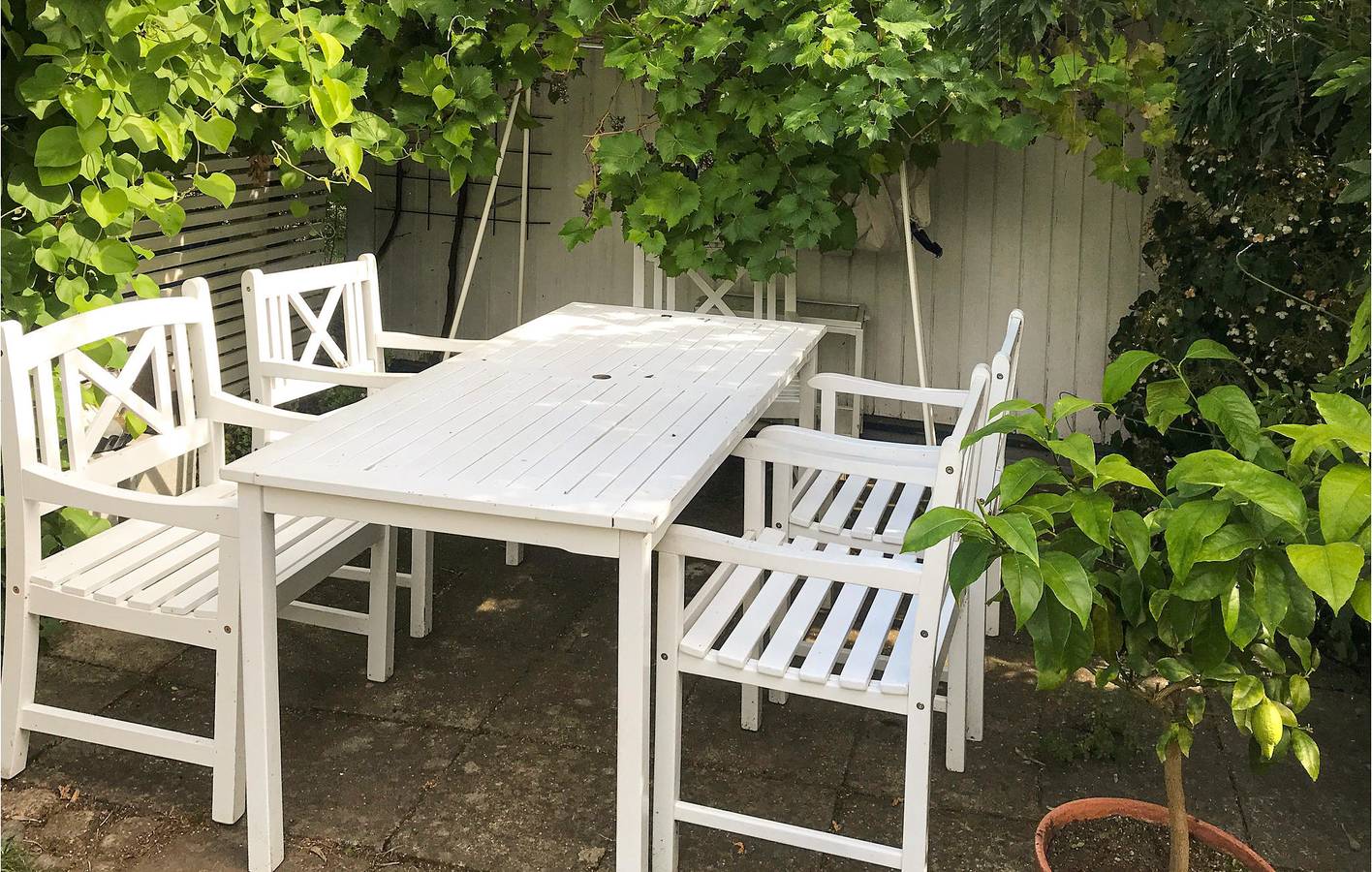 Hus för 6 Personer med trädgård in Svenska Östersjön
