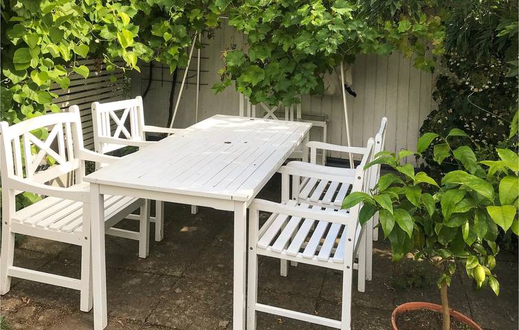Hus för 6 Personer med terass in Svenska Östersjön