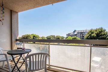 Gîte pour 4 personnes, avec terrasse dans Plage Des Minimes