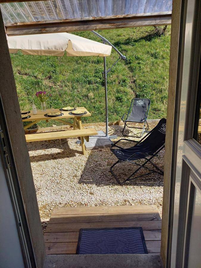 Gîte pour 5 personnes, avec jardin à Entremont-le-Vieux - 4