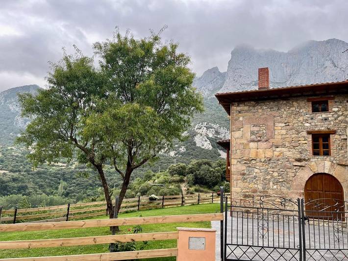 Casa de vacaciones para 4 personas, con vistas y jardín en Liébana - 4