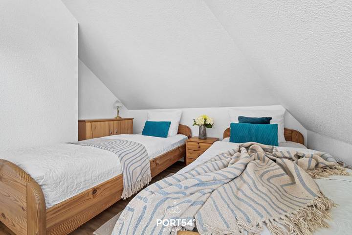 Ganze Wohnung, Rose - 2-R- Fewo für 3 Personen mit Balkon im 1. Og in Büsum, Kreis Dithmarschen