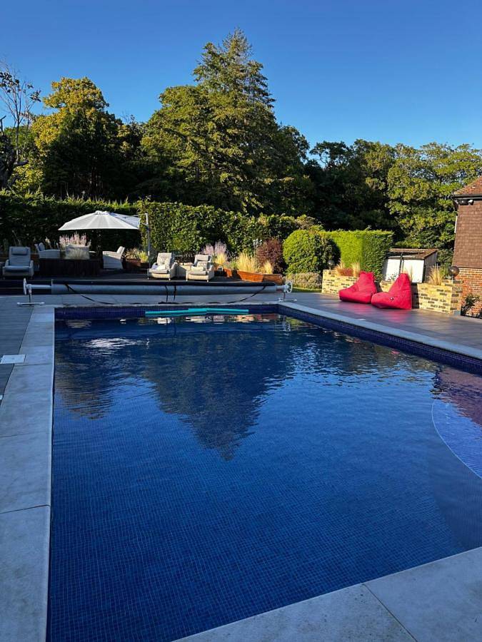 Appartement de vacances pour 4 personnes, avec Terrasse et Jacuzzi ainsi que Jardin et Piscine
