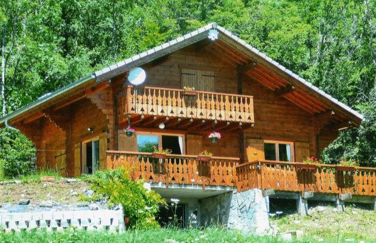 Chalet pour 8 personnes, avec Balcon et Terrasse ainsi que Jardin et Vue