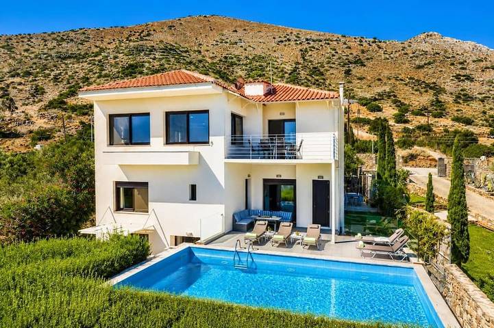 Villa für 12 Personen, mit Balkon - 1