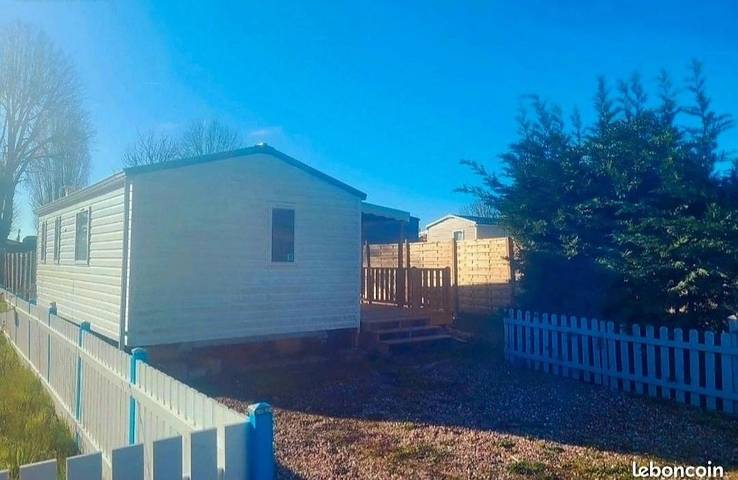 Location de vacances pour 4 personnes, avec jardin et piscine à Saint-Illiers-la-Ville - 2