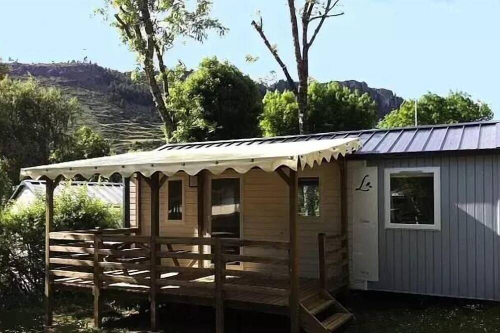Camping pour 4 Personnes dans Meyrueis, Massif central