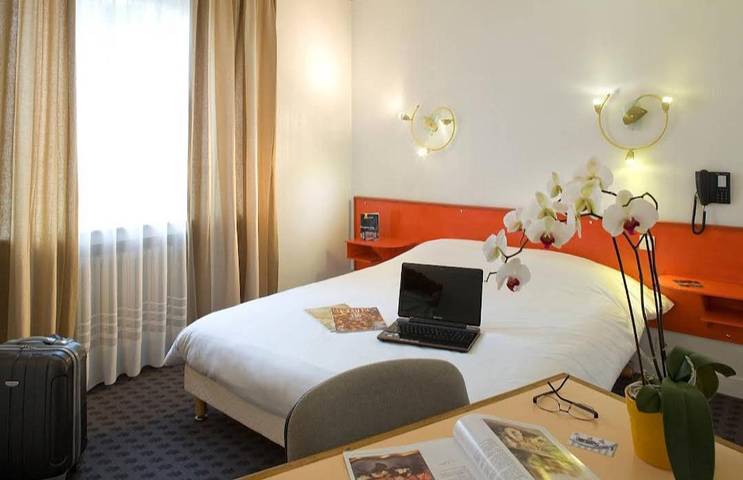 Hôtel pour 38 personnes, avec vue