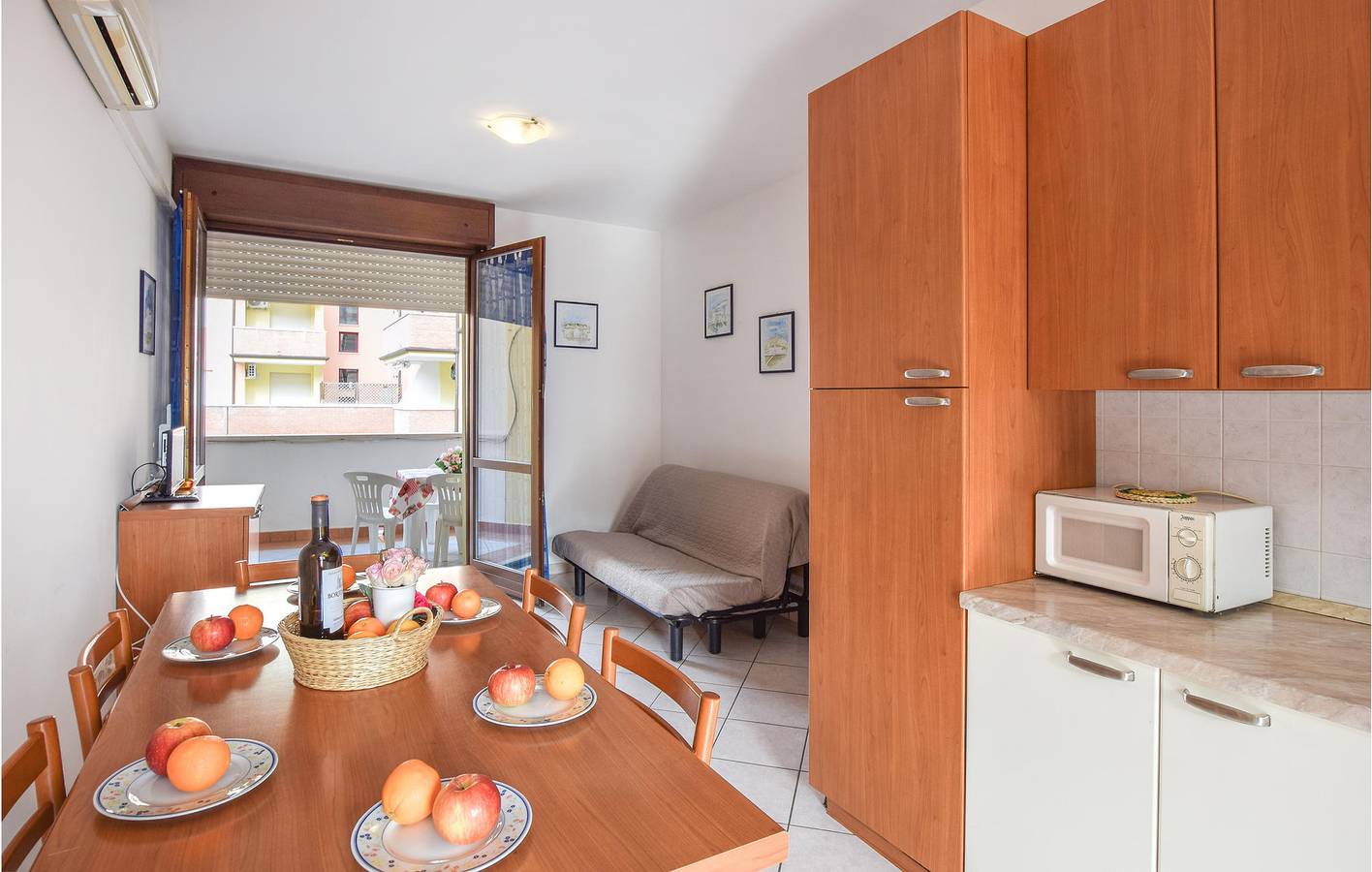 Appartamento intero, Appartamento sulla spiaggia con parcheggio e cucina in Rosolina Mare, Polesine