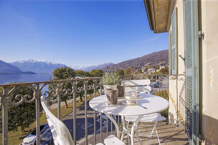 Ferienwohnung für 6 Personen, mit Seeblick und Ausblick sowie Balkon, mit Haustier in Comune di Verbania - 2