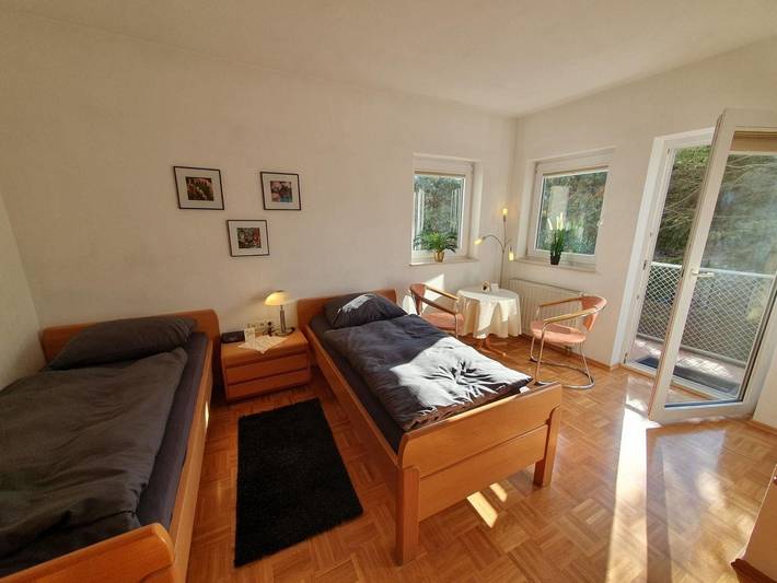 Ferienwohnung für 2 Personen, mit Balkon in Zwingenberg