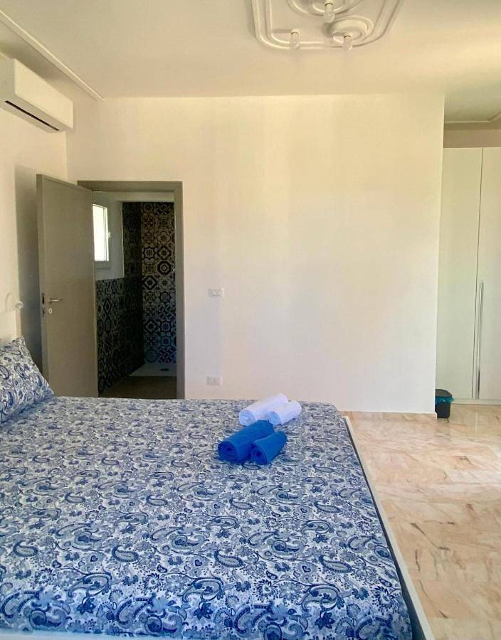 Chambre d’hôte pour 3 personnes, avec jardin ainsi que vue et terrasse à Avola - 4