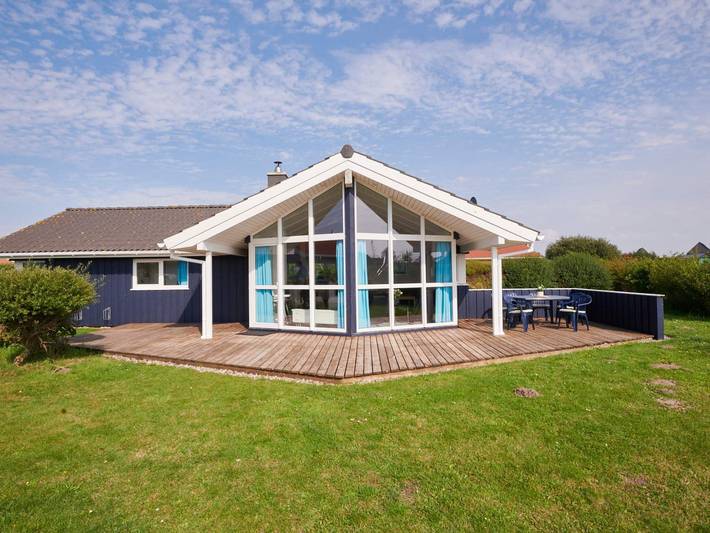 Ferienhaus für 6 Personen, mit Whirlpool und Terrasse sowie Sauna in Friedrichskoog