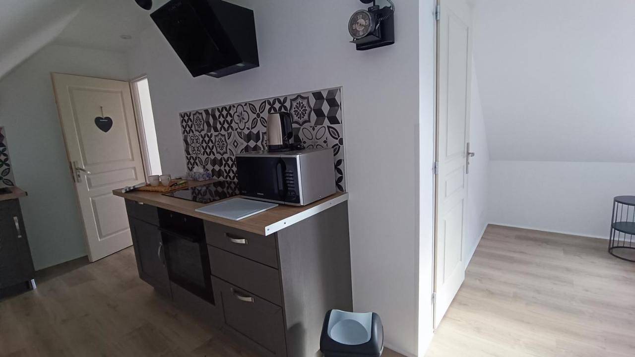 Appartement entier, One-Bedroom Apartment in Woincourt, Région d'Abbeville