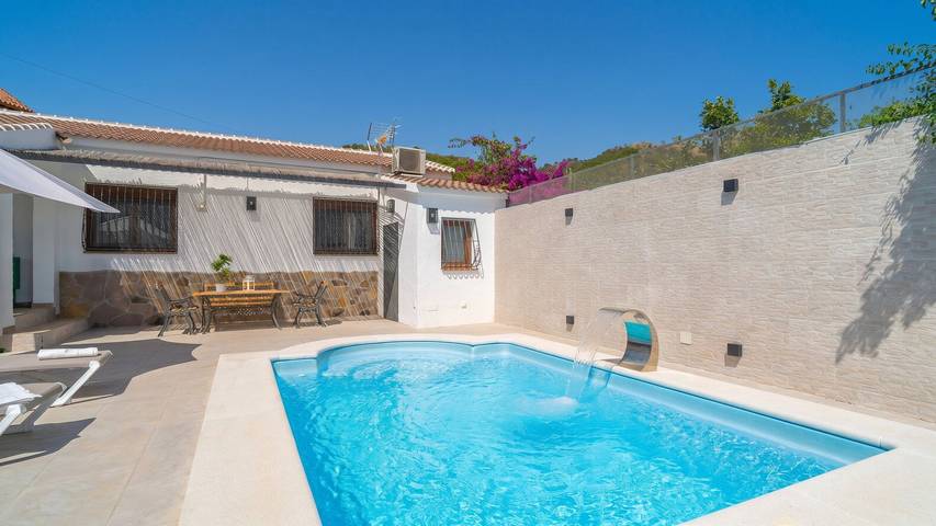Casa Maroma Canillas de Albaida by Ruralidays in Canillas de Albaida, Cordillera Penibética