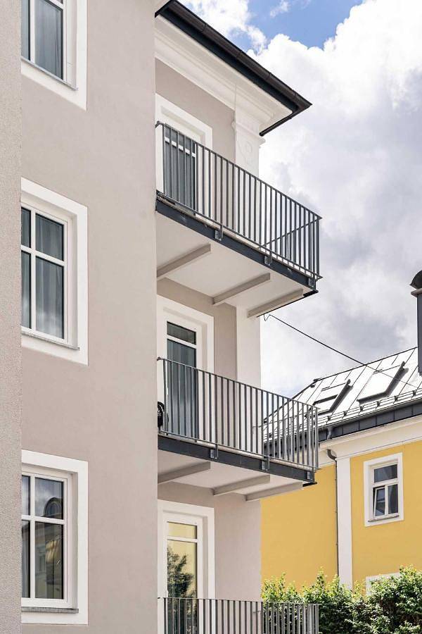 Alojamiento y desayuno para 2 personas, con balcón y jardín en Salzburgo