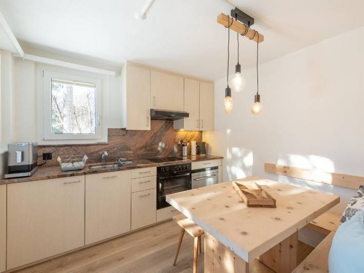 Ferienwohnung für 2 Personen, mit Garten in Bever - 2