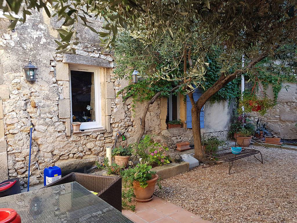 La Maison de l'Olivier, proche du Pont du Gard - Chambre 2 in Lédenon, Région de Nîmes
