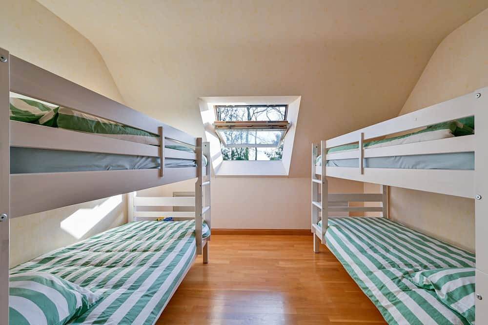 La Villa des Tilleuls - Avec Piscine Privée in Férel, Côte des Mégalithes