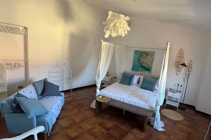 Ganze Wohnung, Charmante und moderne Wohnung im Zentrum von Teulada, nur wenige Minuten vom Strand in Teulada, Cagliari Provinz